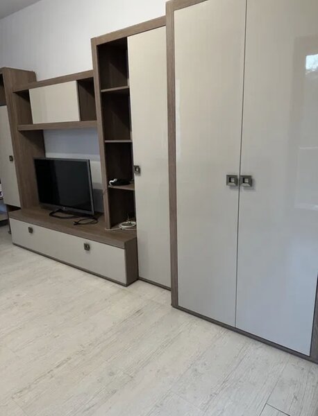 Piata Victoriei, inchiriez apartament 2 camere, bloc din 2013.